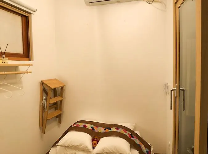 Jay Hanok ㅡ 3br 3bath ㅡ 8min From Anguk Stn Сasa de vacaciones *