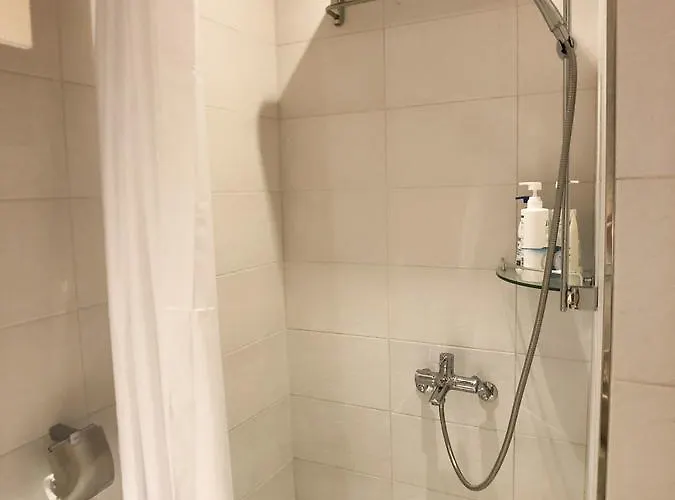 Jay Hanok ㅡ 3br 3bath ㅡ 8min From Anguk Stn Сasa de vacaciones