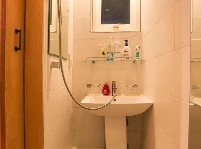 Jay Hanok ㅡ 3br 3bath ㅡ 8min From Anguk Stn Seúl