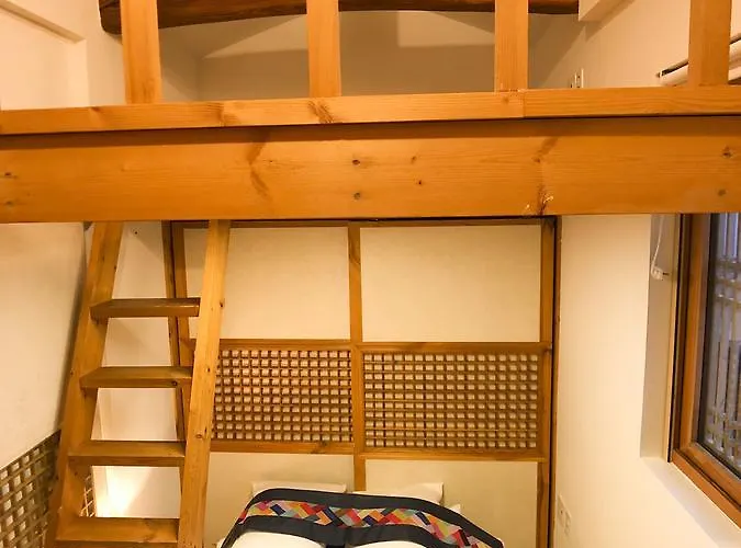 Сasa de vacaciones Jay Hanok ㅡ 3br 3bath ㅡ 8min From Anguk Stn *
