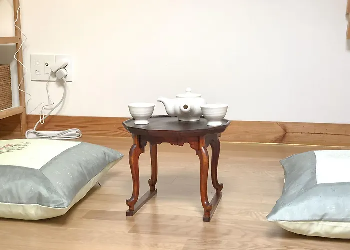 Сasa de vacaciones Jay Hanok ㅡ 3br 3bath ㅡ 8min From Anguk Stn *